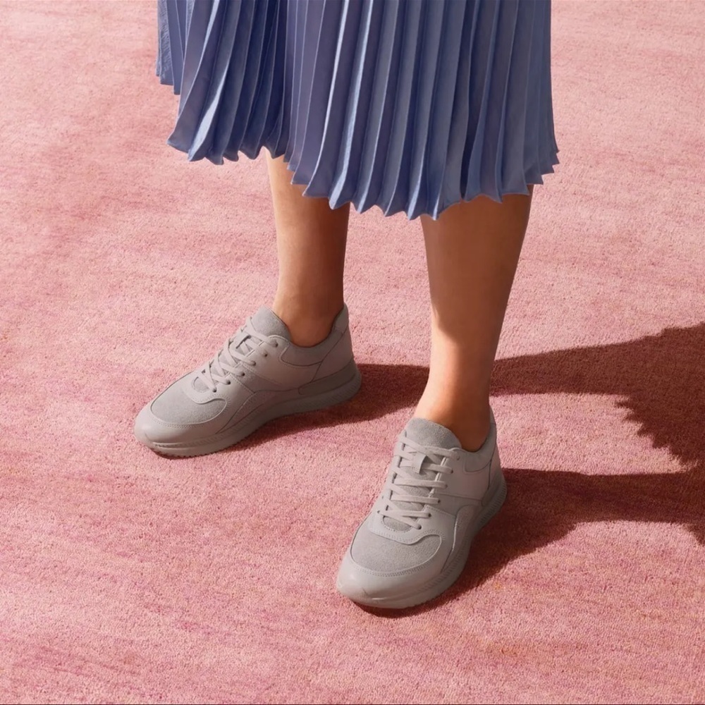 O By Everlane The‎ Trainer Gray Leather Sneakers Women's Size 8